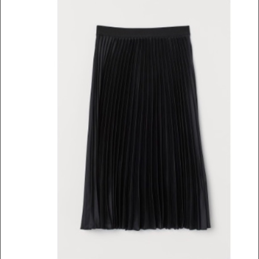 H&M pleated midi skirt